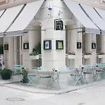 Fil Apartments