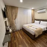 Taksim Nacre 360 Suit