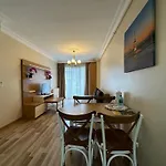 Homelike Residence