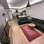 Comfy Flat Hgyhomes1101 Close To The Memoriall Hospital