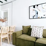 Renovated Modern Flat In Istiklal Avenue