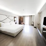 Doubletree By Hilton Istanbul Gayrettepe