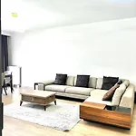 Family Luxury Apartment 3 Bedroom 1 Saloon