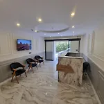 Elite Park Hotel & Suites
