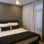 Ore Pera Suites