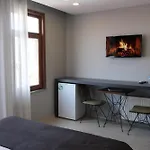 Ore Pera Suites