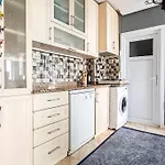 Pera Suite Apartment
