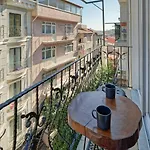 Cozy Center 1Br W Balcony Near Galataport !