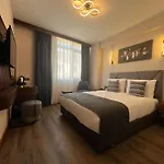 Hotel Bristol