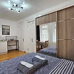 Modern - Affordable - Spacious At City Center