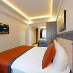Hotel Eyfel