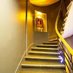 Taksim Leon\'S Hotel