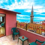 Tashkonak Studio Suites