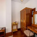 Valeria Antique 1892