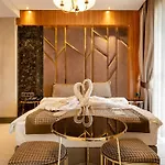 Santra Hotel