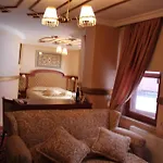 Aruna Boutique Hotel