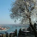 Turquhouse Hotel