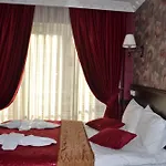 Ares Hotel