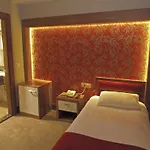 Bella Hotel