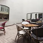Collage Taksim Hotel