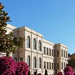 Four Seasons Hotel Istanbul At The Bosphorus