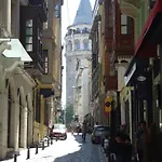 Meroddi Galata Mansion