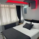 Baran Suites