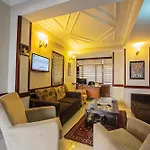 Hippodrome Hotel