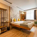 Sayeban Gold Hotel