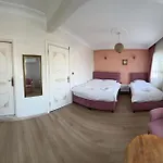 Avrasyaqueen Hotel