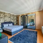 Palas Suite 13