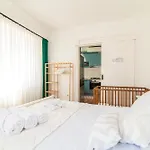 Secluded House , Near Bosphorus , 2 Ac , Fast Wifi