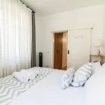 Secluded House , Near Bosphorus , 2 Ac , Fast Wifi