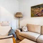 Cihangir Charm:Sunny 1Br Retreat