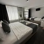 Rose Bouquets Hotel