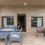 Seraglio Hotel & Suites