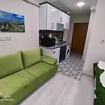 Pera Colour House