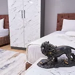Pequena Casa Apart