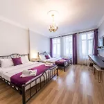 Hotel Suite By Frame