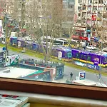 Istanbulun Kral Dairesi Asansoerlue Ve 2 Klimali