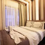 Hotel Di Poesia Deluxe