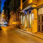 Royal Taksim Suites