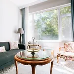 Peaceful Flat W Garden View Balcony In Kadikoy