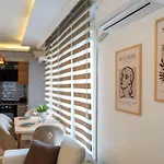 Luxury Scandinavian Design 2Br Duplex Near Tomtom