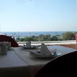 Abel Hotel