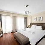 Lovely Bright Central Modern 1Bed1Bath! #159