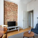 Warm Cozy Charming 2Bd2Bath Galatatower Gem! #256
