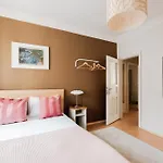 Cozy And Classy Flat Near Taksim Square In Beyoglu