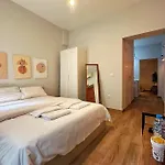 Apartment In Taksim Square