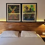 Mahzen Otel